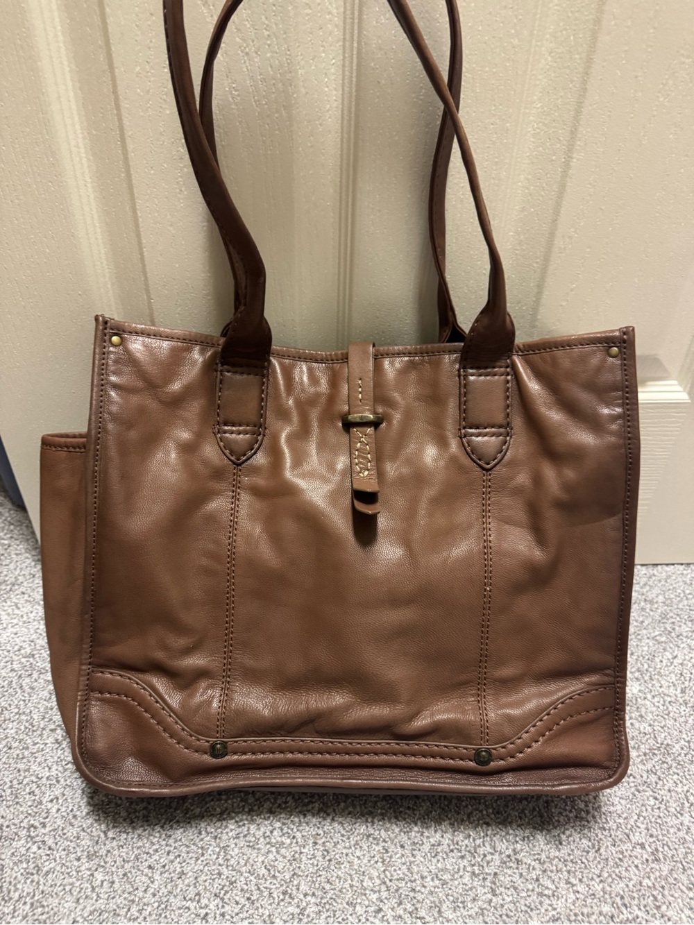 Frye Classic Brown Leather Tote Bag - Women's Everyday Shoulder Bag